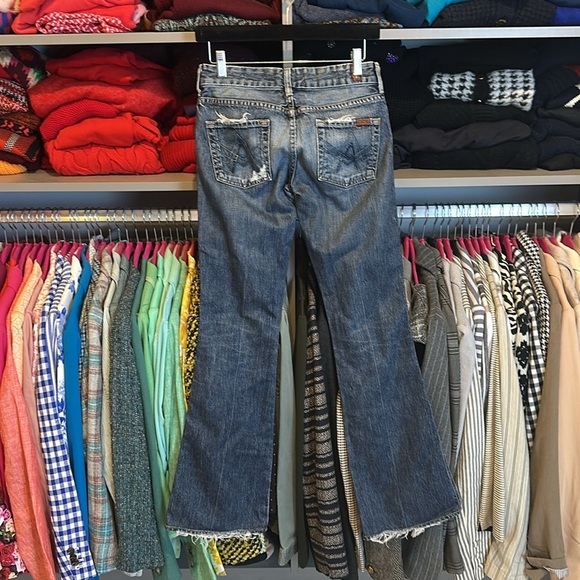 7 For All Mankind blue distressed flare 4 pocket jeans size 26 - Picture 3 of 3